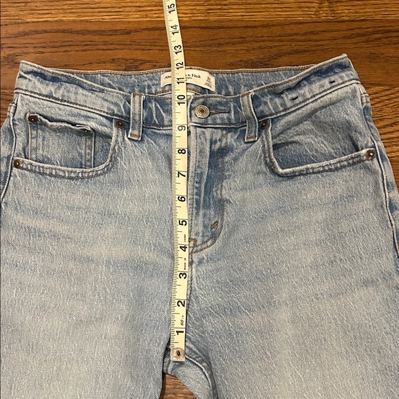 Abercrombie & Fitch the 90s Straight Mid-rise Jeans size 27 short raw hem - Picture 8 of 9